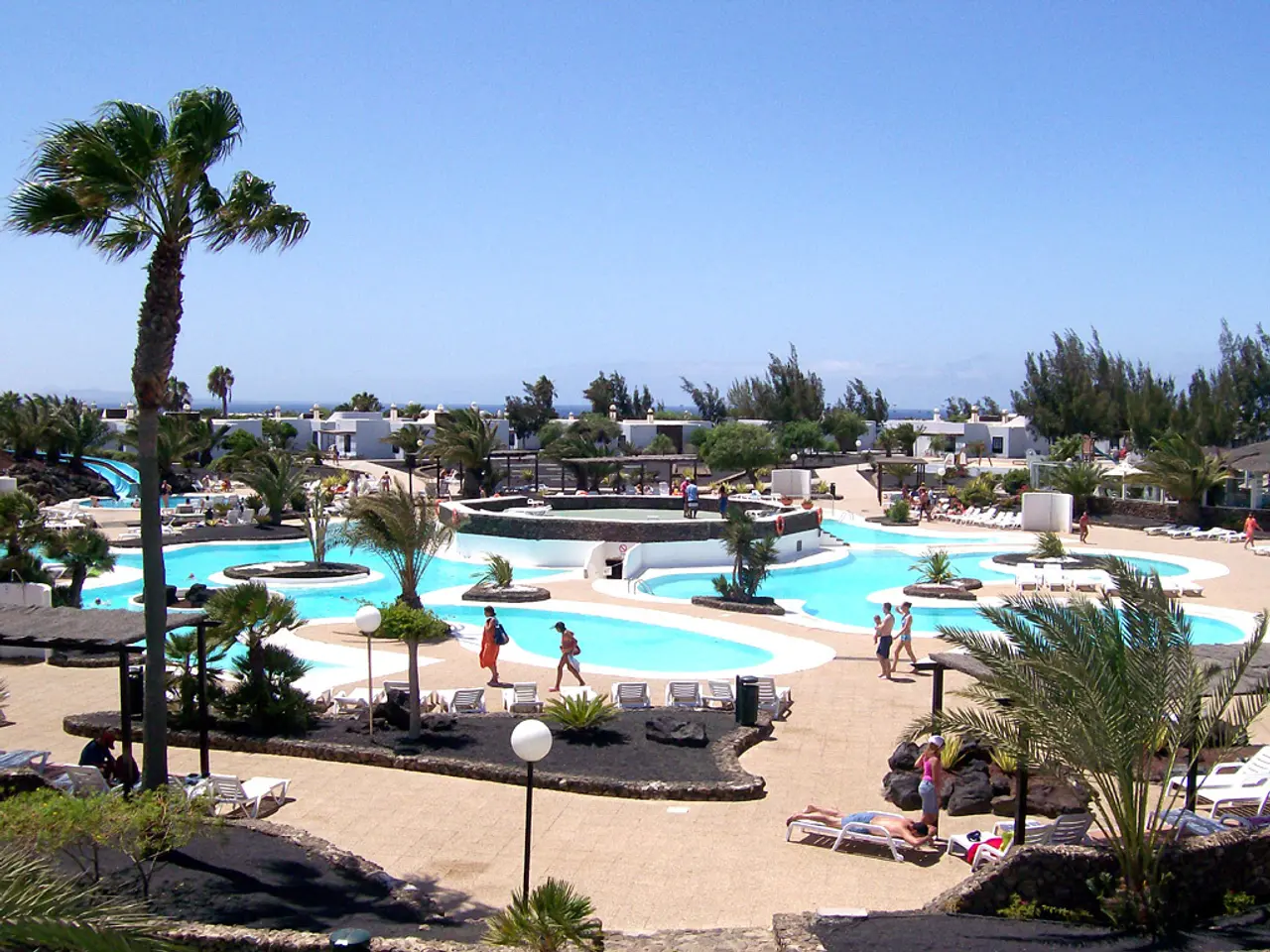 Sizzling Valley, Island's Top Temperature Spot