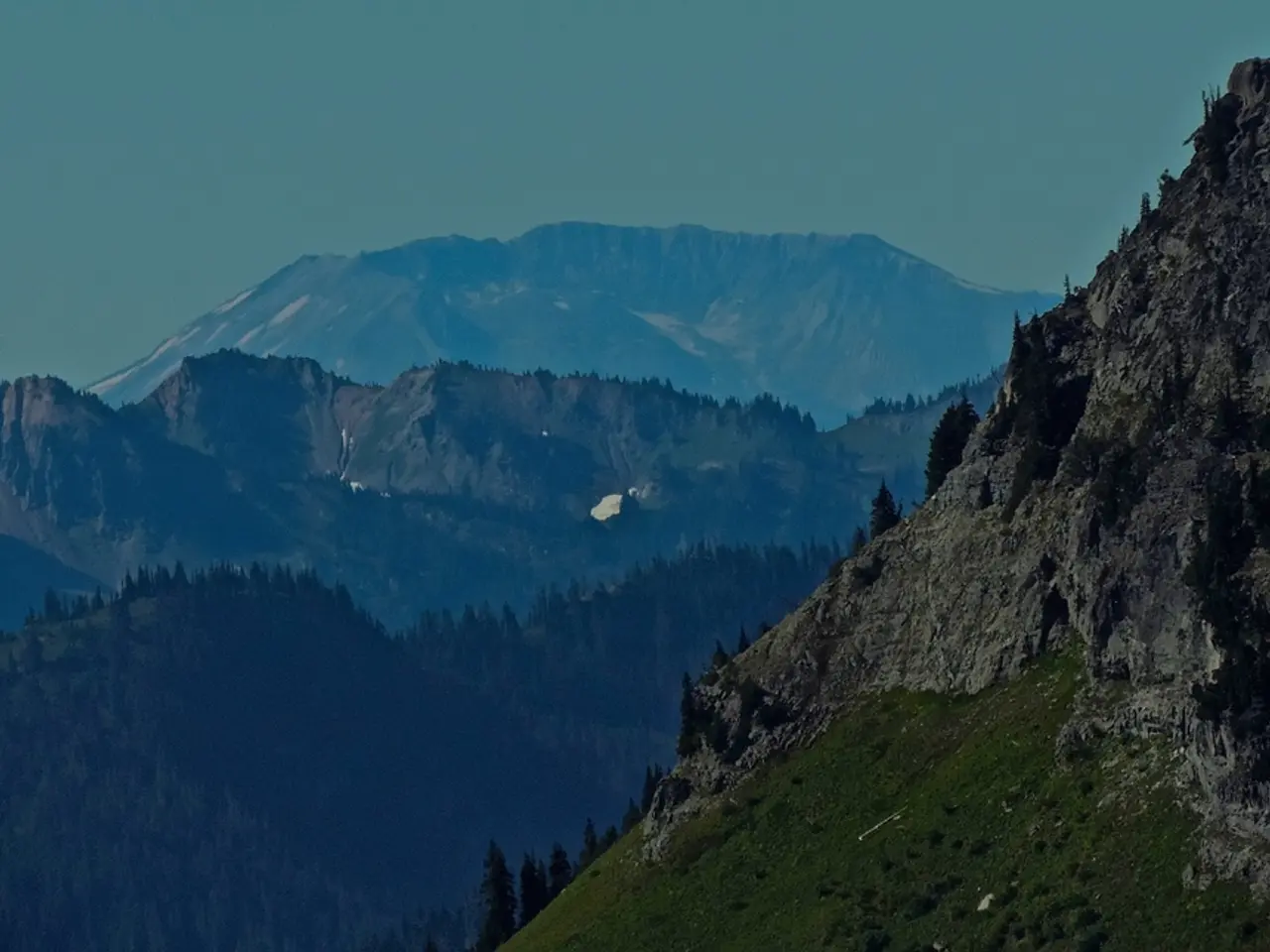 Inspiring Instagram captions for hiking enthusiasts: