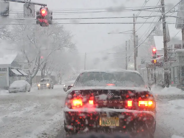 Navigating Minimalist Lifestyle in Cold Conditions: Should I Opt for Public Transportation or...