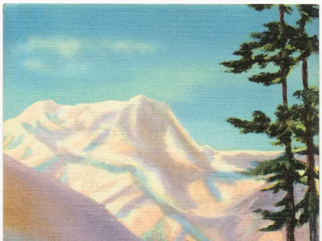 Unveils isolated train path traversing the magnificent Rocky Mountains in Canada