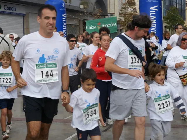 City Center Thronged by Tourists: Metropolis Bustling, Residents Irritated