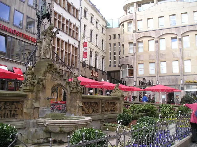 Strathmore's Art on the Porches event spotlights close-knit community and local artistic talent