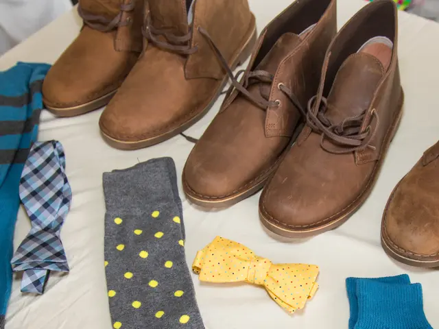 Transitional garments made easier with wool: a guide